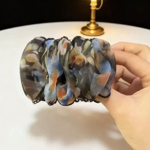 French autumn and winter new style tulip ball clip temperament fashion elegant mesh cloud medium grab clip hairpin headdress - Product Image 6