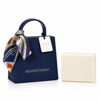 Coffret cadeau de luxe en forme de sac à main, ensemble de savons 200g, savon parfumé, foulard en soie, savon de bain haut de gamme, logo personnalisé OEM ODM