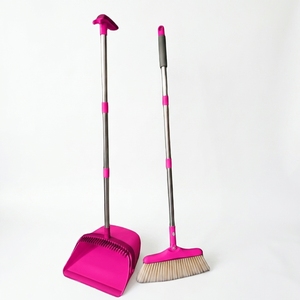 Ensemble <span class=keywords><strong>balai</strong></span> rotatif à 180 degrés <span class=keywords><strong>et</strong></span> pelle à poussière pliable anti-vent avec peigne de nettoyage, kit <span class=keywords><strong>balai</strong></span> <span class=keywords><strong>et</strong></span> pelle pour le nettoyage des sols domestiques - Product Image 5