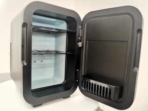 Mini réfrigérateur portable de 8 L avec affichage numérique <span class=keywords><strong>pour</strong></span> <span class=keywords><strong>produits</strong></span> cosmétiques - Product Image 6