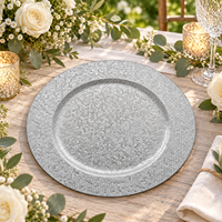 Assiettes de présentation géométriques Woju de 13 pouces en plastique argenté thermolaqué avec texture nid d'abeille pour la décoration de table de mariage
