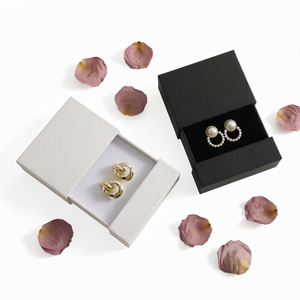 Boîte à bijoux carrée de luxe à succès, élégante, style tiroir, gaufrée, pour emballage cadeau de bagues et colliers, personnalisable - Product Image 1