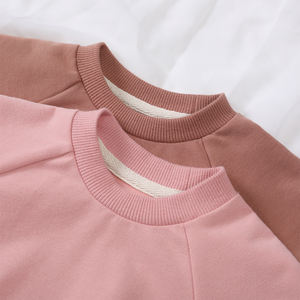 طقم رياضي للأطفال والرضع مكون من قطعتين بطباعة شعار مخصص، بدلة رياضية بغطاء للرأس للأولاد والبنات، مصنوع من القطن الفرنسي تيري - Product Image 3