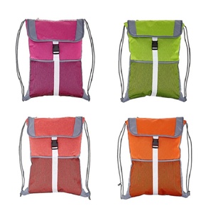 Sac à dos de sport léger et robuste avec logo personnalisé, en maille imperméable, avec cordon de serrage, pour le basketball et les voyages - Product Image 3