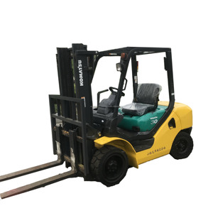 Montacargas Diésel Usado Komatsu FD30 de 3 Toneladas, Buen Estado, Motor Yammar, en Venta a Bajo Precio - Product Image 1