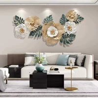 Décoration murale suspendue en métal de style nordique, luxe léger, grande forme de fleur, pour salon, décoration artistique pour la maison