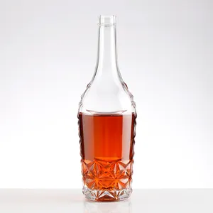 China Lieferant kunden spezifischer Druck 500ml Standard transparente Super Flint Glasflaschen für Whisky