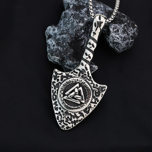 จี้สแตนเลสสตีลรูปหัวหอกสำหรับผู้ชาย สไตล์ไวกิ้ง ดีไซน์เรขาคณิต เครื่องประดับแฟชั่นสำหรับจับคู่กับเสื้อผ้า - Product Image 4