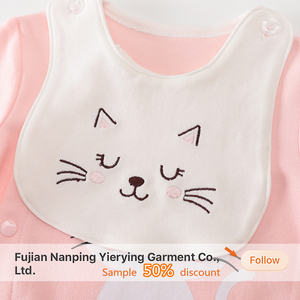 Mono de algodón unisex para bebé con babero, ideal para otoño, venta al por mayor - Product Image 5