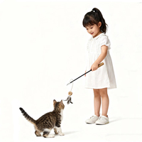 LEECORK Moderner Umweltfreundlicher Katzen-Spielstab für Innenräume mit Kork & Feder Interaktiver Spielstab - Platzsparendes Design