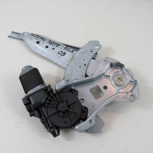 Alzacristalli Posteriore Sinistro Usato per Nissan Note 2004 24011 20Q-1-B-4 - Product Image 1