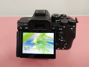 กล้องระดับมืออาชีพ 8K Sony <span class=keywords><strong>Alpha</strong></span> <span class=keywords><strong>7R</strong></span> <span class=keywords><strong>V</strong></span> (ILCE-7RM5) กล้องดิจิตอลฟูลเฟรม - Product Image 1