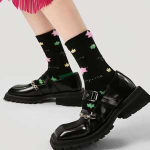 Calcetines <span class=keywords><strong>de</strong></span> Moda con Diseño <span class=keywords><strong>de</strong></span> Estrellas, Bordado Suave, Tejido con Bloques <span class=keywords><strong>de</strong></span> Color, Comodidad Durante Todo el Día, Calcetines <span class=keywords><strong>de</strong></span> Estilo Urbano para Mujeres y Niñas - Product Image 5