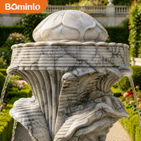 Fontaine de jardin extérieure de luxe en marbre, sculpture Nymphée de la Mer à 3 niveaux, pour la décoration paysagère de villas, cours et piscines