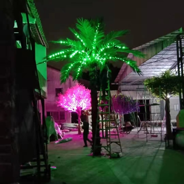 Customised Artificial Led Large Tree Outdoor Indoor Lighted Palm Trees for Restaurant Decoration
