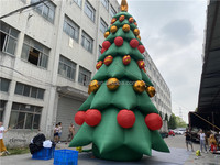 Árbol de Navidad Inflable Gigante para Exteriores con Adorno Navideño de Bola Brillante