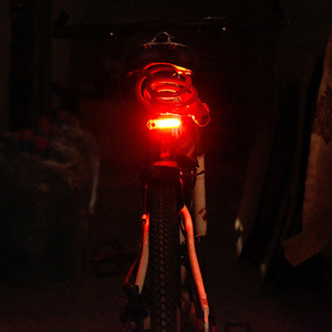Hot USB Có Thể Sạc Lại Xe Đạp Ánh Sáng Phía Sau LED Không Dây Điều Khiển Từ Xa MTB Xe Đạp Đuôi Lần Lượt Tín Hiệu Cảnh Báo Đèn Lồng - Product Image 6