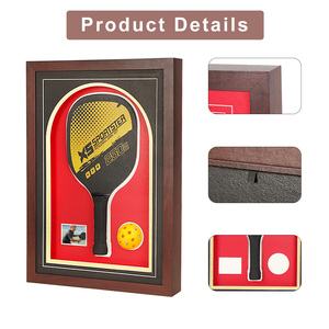 Espositore per Racchetta da Pickleball - Teca in Legno con <span class=keywords><strong>Porta</strong></span> in Acrilico per 1 Racchetta, Pallina e <span class=keywords><strong>Foto</strong></span> - Product Image 4