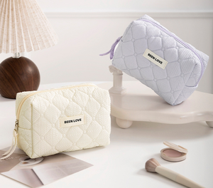 Borsa per il Trucco da Tenere in Una Mano, Stile Ins, Borse alla Moda Portatili per Articoli da Toilette - Product Image 3