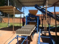 Liban machine de fabrication de blocs de ciment QT4-24 machines de fabrication de briques en Ouganda