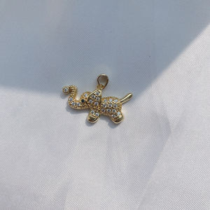 Kenmerkend Gestileerd 18K Messing Hart Vlinder Olifant Maan Ster Ketting Hanger Charmes Voor Sieraden - Product Image 6