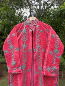 แจ็กเก็ตยาวปักผ้ากำมะหยี่สำหรับทุกเพศเสื้อหนาวปักลาย aari สุดหรูเสื้อนอกดีไซน์แบบบูติก - Product Image 4