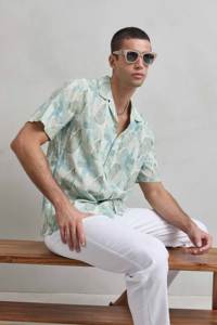 <b>Men's</b> Summer Hawaiian Print Vacation <b>Shirt</b>-Color Block Palm Leaf <b>Cuban</b> Collar Short Sleeve - Product Image 2