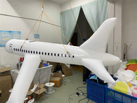 Modèle d'avion gonflable géant de la publicité