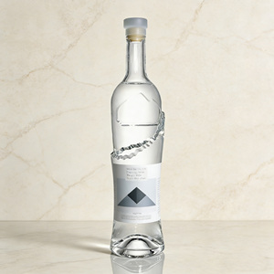 Botella de Vidrio Transparente de Alta Calidad, Libre de Plomo, de 500ml <span class=keywords><strong>y</strong></span> 750ml, para Whisky, Vino de Burdeos, Cerveza, <span class=keywords><strong>Mezcal</strong></span>, con Calcomanía, Venta al Por Mayor - Product Image 1