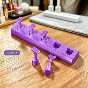 New Non Magnetic Nail Stand Heart Slot Detachable Press on Nail Practice Holder Wholesale - Product Image 6