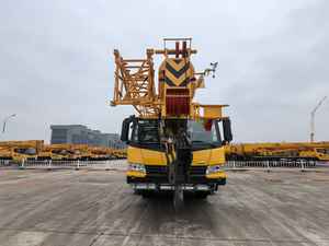 גובה הרמה 48 מ '60 טון כל השטח מנוף משאית מנוף מנוף xc60e עם מערכת winch ראשית - Product Image 2