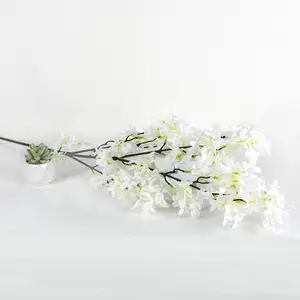 Fleur artificielle décoration d'hôtel mariage mariage route mise en page fleurs croix cerise lilas fleurs