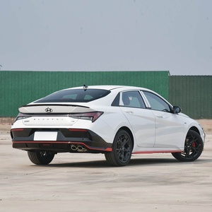 Acceptons les commandes personnalisées – Voiture d'occasion à faible kilométrage – Elantra 2023 Modèle 240tgdi DCT N Line Luxury Edition Berline – Bien entretenue – Vente en gros - Product Image 6