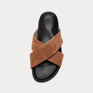 Sandalias de cuero genuino para hombre, estilo juvenil y moderno, para playa y exteriores, con cierre sin cordones, transpirables, de una sola tira, con diseño distintivo. - Product Image 3