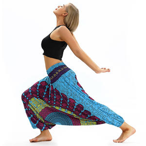 กางเกงโยคะผู้หญิงเอวกลาง ลายพิมพ์ดิจิทัล ลายดอกไม้และนกยูง สไตล์โบฮีเมียน ฮิปปี้ ระบายอากาศ แห้งเร็ว ผ้าโพลีเอสเตอร์ 100% ยืดหยุ่น - Product Image 6