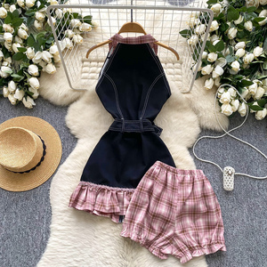 Conjunto de Verano para Mujer: Vestido Halter sin Mangas con Cremallera Frontal, Cinturón en la Cintura y Dobladillo con Volantes, con Pantalones Cortos a Cuadros - Product Image 4