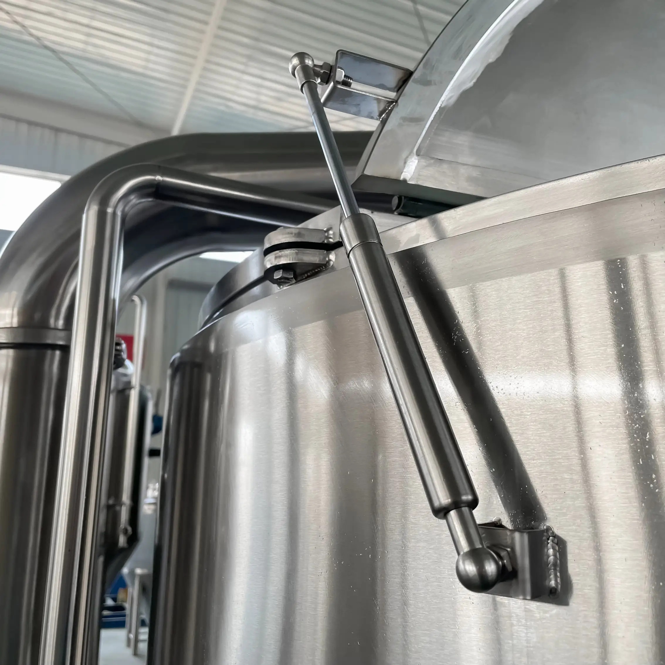 500l 5bbl 3-vessl Bierproductie Machine Ambachtelijke Bierbrouwerij Bierbrouwapparatuur Systeem Industriële Kant-En-Klare Apparatuur