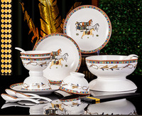 Vente directe du fabricant, ensemble de vaisselle en céramique de luxe à motif de cheval pour les repas en famille avec quatre personnes, emballage en boîte cadeau