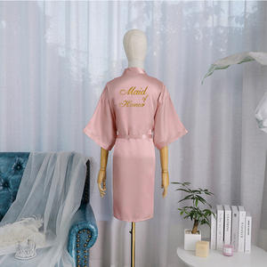 Vente en gros Robes de demoiselle d'honneur <span class=keywords><strong>Robe</strong></span> de mariée en satin personnalisée Cadeaux de fête de mariage Vêtements de nuit <span class=keywords><strong>pour</strong></span> femmes Peignoir kimono <span class=keywords><strong>pour</strong></span> elle - Product Image 6