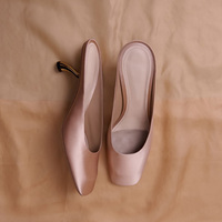 Mules Ansu à bout carré en satin haut de gamme avec doublure en cuir véritable et semelle intermédiaire en PVC pour femme - Tendance mode, idéales pour l'extérieur et l'été