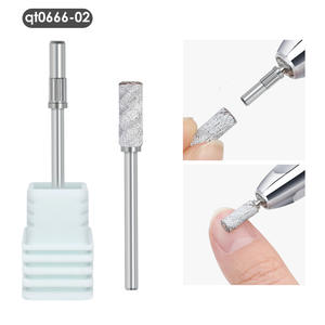 Haute qualité 3mm 30 pièces Mini bandes de ponçage des ongles zébrés blanc <span class=keywords><strong>bande</strong></span> de ponçage de <span class=keywords><strong>lime</strong></span> électrique pour forets à ongles ongles <span class=keywords><strong>bande</strong></span> de ponçage 120 - Product Image 4