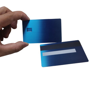 Thẻ Tín Dụng Kim Loại Bằng Thép Không Gỉ <span class=keywords><strong>Laser</strong></span> Quà Tặng Chải Màu Vàng Bạc Thẻ Kim Loại Có Sọc Từ Tính Và Thanh Chữ Ký Hico - Product Image 3