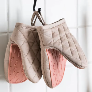 1PCS Fish Shaped Printed Cotton Anti Scald <b>Oven</b> <b>Gloves</b> Kitchen <b>Gloves</b> Tray Dish Holder Multi-Purpose Sustainable Dishwasher Safe - Product Image 5