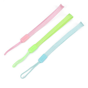 Dragonne de téléphone 16 cm en plastique avec boucle de maintien pour téléphone portable, couleurs rose et blanc - Product Image 3