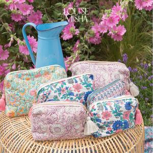 Bolsa de Maquillaje Floral Personalizada, Bolsa de Cosméticos de Lona Floral, Bolsa de Aseo Floral con Borla, Estética Coqueta - Product Image 6