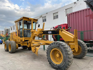 Motoniveladora CAT 12G de segunda mano con control preciso para trabajos de mantenimiento de carreteras - Product Image 4