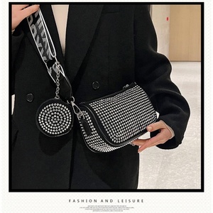 Wholesale Fashion <b>Chain</b> Bling Diamond Young Lady Rivet <b>Handbags</b> for Ladies Underarm Leather <b>Handbag</b> for Women - Product Image 5