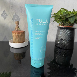 Gel Limpiador Probiótico TULA Classic Skin-Perfecting con Glicerina 200ml, Suave, Baja Espuma, Limpiador de Poros, Reafirmante, Blanqueador, para Todo Tipo de Piel - Product Image 1