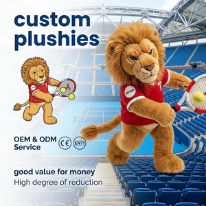 Peluche de León Deportivo Personalizado OEM, Color Rojo, con Raqueta de Tenis, Venta al Por Mayor - Product Image 1