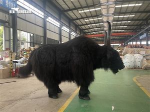 Disfraz de toro realista para espectáculo de lucha - Product Image 2